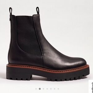 NIB Sam Edleman Laguna, Black Leather Waterproof Chelsea Lug Sole Boots Size 8